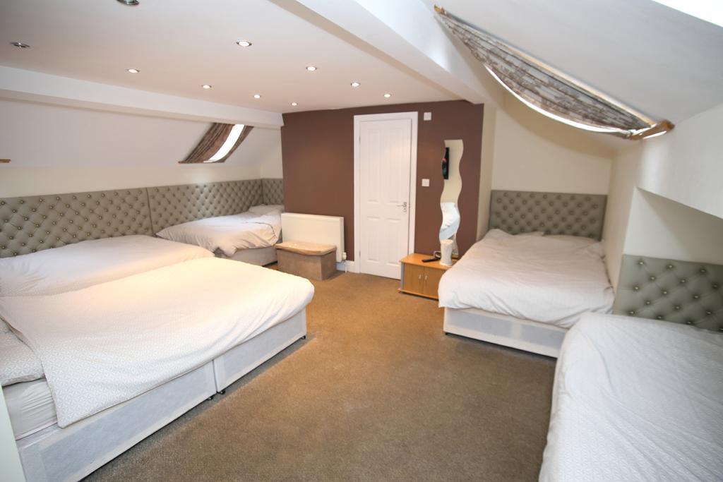 Soccer Suite Liverpool Rum bild