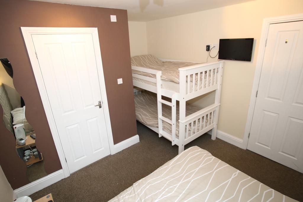 Soccer Suite Liverpool Rum bild